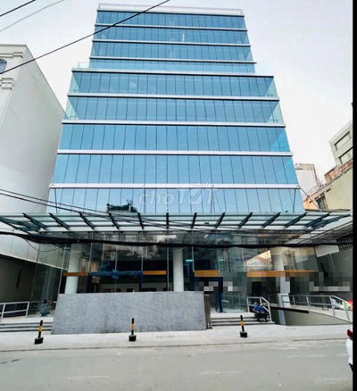 Tòa nhà mặt tiền  Tô Hiến Thành - Thành Thái quận 10 - DTSD: 4000M2.