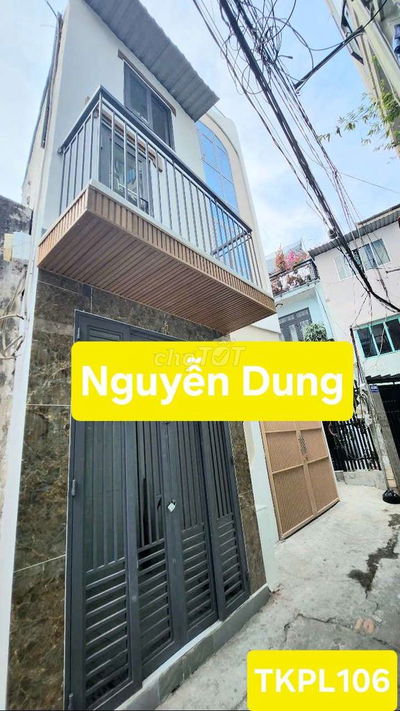 HIẾM CÁCH MẠNG THÁNG 8 Q.10 HẺM XE HƠI CHỈ NHỈNH 1 TỎI