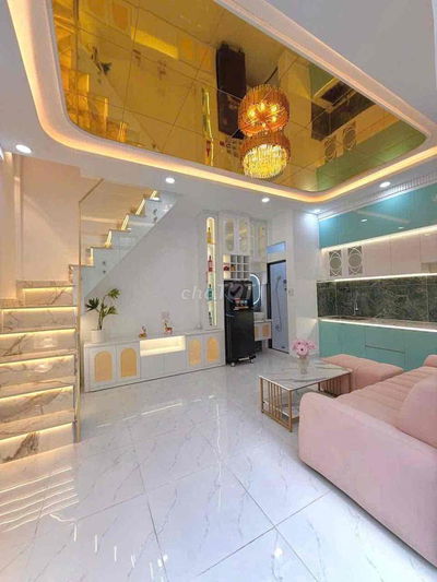 Nhà Mới vào ở liền giáp quận 1 phường tân thuận Đông Quận 7.