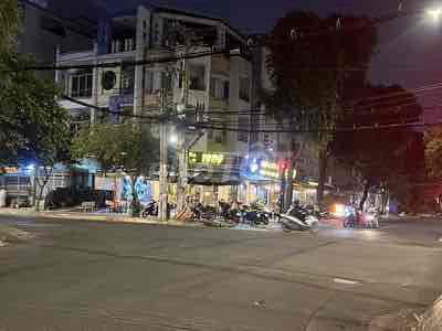 Nhà góc 2MT 100m2 xây 3,5 Tầng Trần Văn Kiểu P10Q6