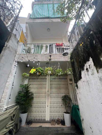 🏠蓉房地产  CHỈ 6.6 TỎI - QUẬN 5 - NGUYỄN VĂN CỪ - HẺM 3m - 32m2 - 3TẦNG -