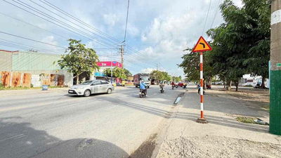 Đất 715,7m2 (ngang15m) ,ngay TT Y Tế Dĩ An,Tân Đông Hiệp,TP Dĩ An