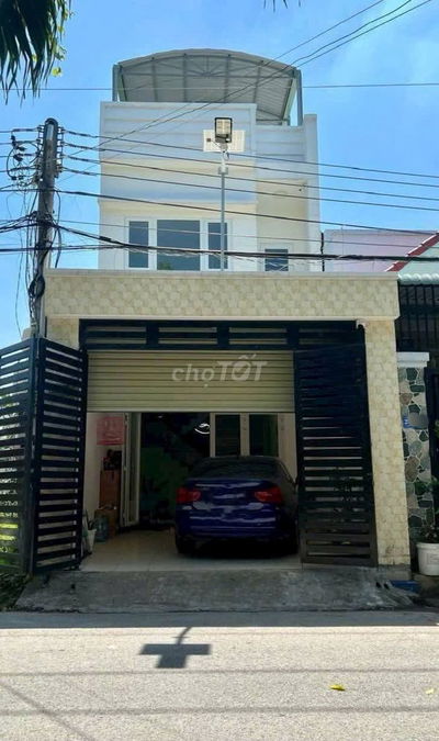 Nhà 100m2  ngang 5m 2 tầng HXH ngay Phạm Văn Đồng Gigamall chỉ 5.96 tỷ