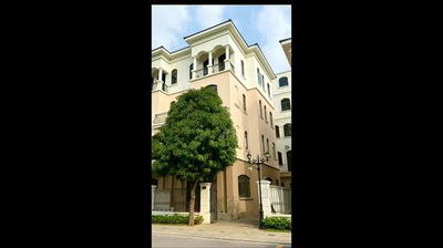 BIỆT THỰ SONG LẬP TẠI CHÀ LÀ SỞ HỮU CÔNG VIÊN, BỂ BƠI NGAY TRƯỚC CỬA NHÀ, 128M, 4,5 TẦNG, 160TR/M2