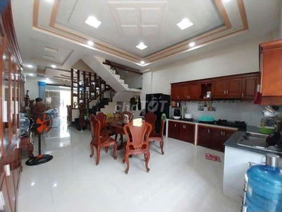 HIẾM CÓ KHÓ TÌM-RỘNG ĐẸP RẼ-NHÀ 5×20-3 TẦNG-HẺM 8M-TÂN THỚI NHẤT Q .12