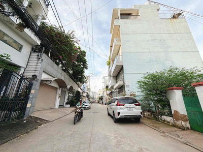 QUẬN 7 - KẾ KHU NAM LONG - XE HƠI 8M THÔNG - 4 TẦNG 5M x 11M - 9 TỶ x