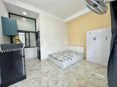CJO THUÊ PHÒNG KHÔNG GÁC MỚI XÂY TRỐNG SẴN FULL NỘI THẤT CÓ THANG MÁY