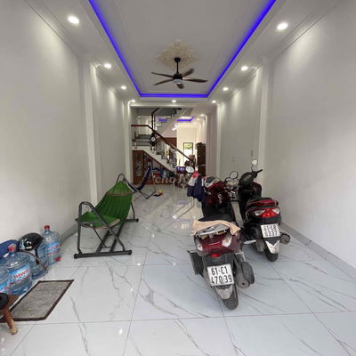 Bán Nhà 1 Trệt 2 Lầu Gần Uỷ Ban Phường An Phú Thuận An