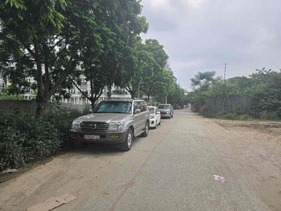 Bán đất dân, full thổ cư, đường ô tô tránh, 110m sát ga Metro số 5