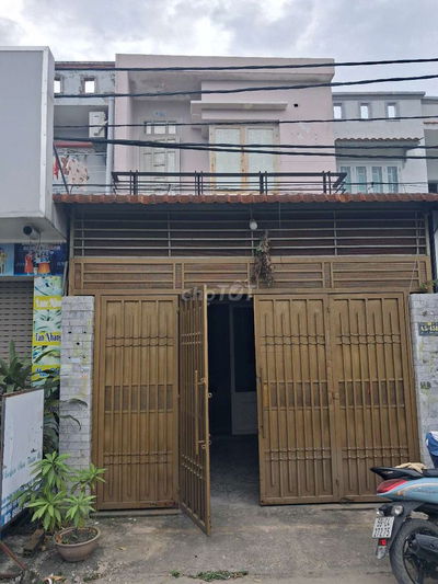 Bán nhà mặt tiền 4x20m giá 2ty780