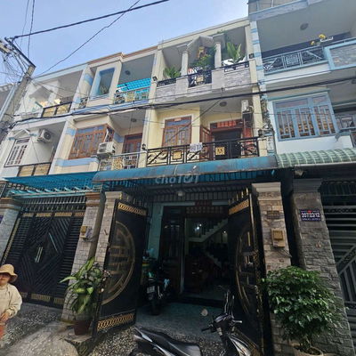 Nhà hẻm 7m xe oto vào nhà .Bình hhb bình tân