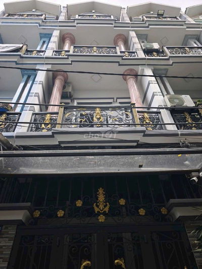 Bán nhà mới đẹp phường Bình Phú