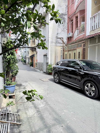 PHÚ NHUẬN – HẺM XE HƠI HUỲNH VĂN BÁNH – 4 TẦNG SÂN THƯỢNG HĐ 25TR/TH