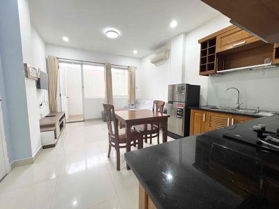 Căn Hộ 2PN GIÁ RẺ Quận 1