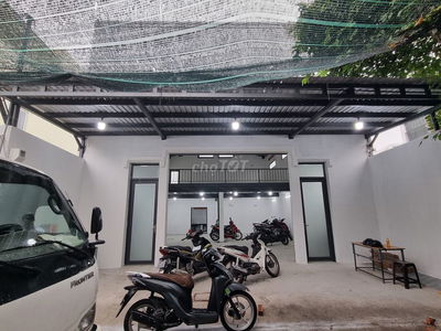 Kho 300m2 Trường Chinh , Gần Nhà Thờ Lạc Quang