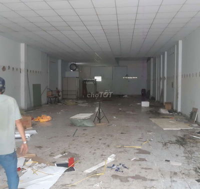 GIÁ RẺ, KHO XƯỞNG 320M² Y HÌNH, GẦN EON TÂN PHÚ
