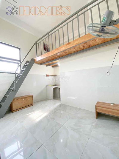 CỬA SỔ GIÓ TRỜI - 3.200.000 / 3 tháng đầu ( FULL NỘI THẤT )