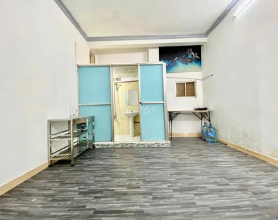 Phòng máy lạnh cửa sổ lớn chỉ 3tr rẻ đẹp ngay ngã 6 gò vấp