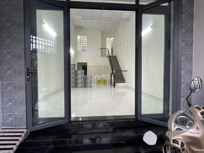 Cho thuê nhà nguyên căn Hiệp Bình . Liền kề Vạn Phúc.