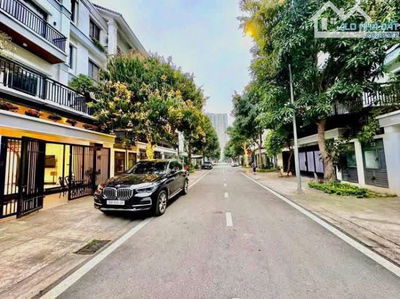 Bán Liền Kề VIP Cán Bộ TW – View Thoáng – 5 Tầng – Ô Tô Tránh – Nam Từ Liêm – Giá 19.5 Tỷ