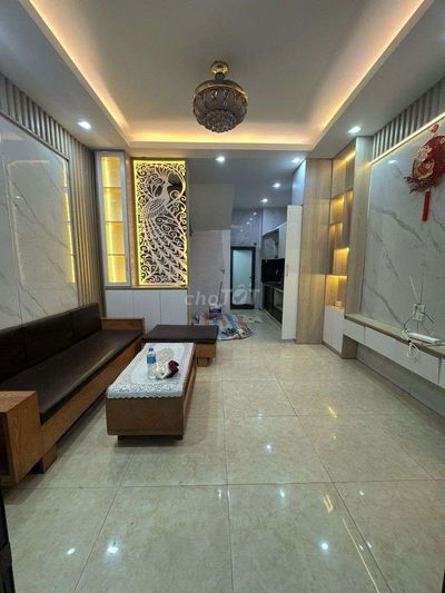 Nhà đẹp về ở luôn tại Ngọc Thụy – Giá tốt 7.35 tỷ
Bán căn nhà dân xây