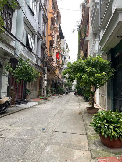 Cho thuê nhà Văn Mếu -Nguyễn Khuyến 75m² x 5T, ô tô đỗ cửa, 20tr