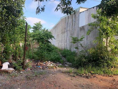 Bán gấp đất Phú Lợi, 5x36m, giá nhỉnh 3tỷ rẻ nhất khu. đường oto thông