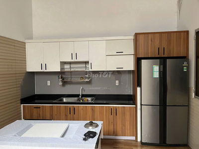 Cho thuê nhà nguyên căn-133m2 – Hẻm 1/ xe tải vào tận cửa