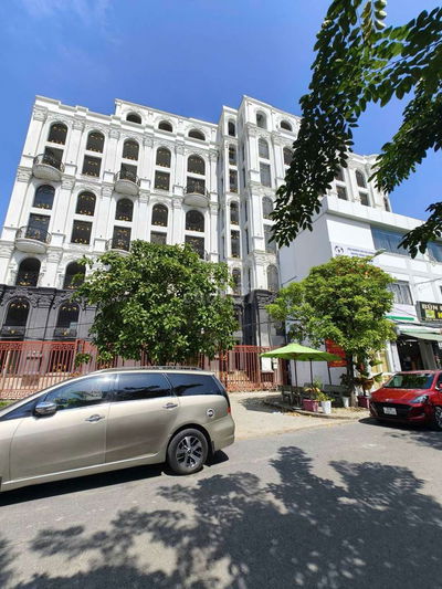 Hiếm ! Bán nhà mặt tiền Huỳnh Tấn Phát, Q7, 195m2, 2 tầng, chỉ 29 tỷ