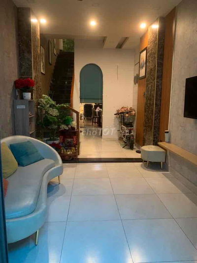 Nhà khu víp 3 Tầng sát  đường Nguyển Trãi P2Q5