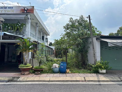 BÁN GẤP ĐẤT 253m2 ngay Thị trấn Củ Chi, 710TRIỆU còn bớt lộc, SHR