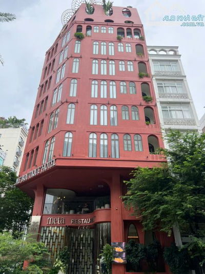 SIÊU VỊ TRÍ TÒA NHÀ HẦM 10 TẦNG LÊ THÁNH TÔN, QUẬN 1.DT:4.4X21M. 93M2. 110 TỶ 250TR/TH