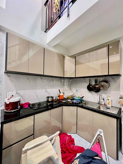 Nhà Mới Sạch Sẻ DT 100m2 1Trệt 1Lửng 1Pn 2Wc Sân Hẻm Xe Tải Gần Chợ MP