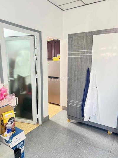 chung cư Bàu Cát căn góc.DT 41m2 có 1 pn.sổ hồng riêng