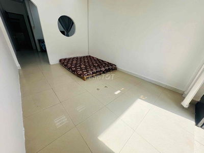 Phòng Ngay Chợ Phú Nhuận Qua Quận 3 3phút vào ở liền