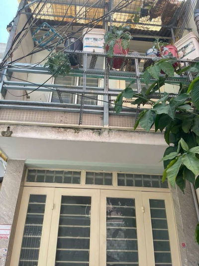 GẤP BÁN NHÀ Q7-TRẦN.X.SOẠN- GẦN TRƯỜNG ĐH MARKETING- NHĨN 2 TỶ- SHR