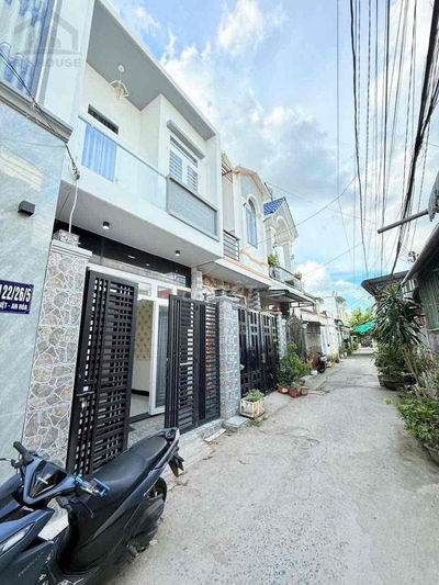 Nhà lầu 2 phòng 2 máy lạnh hẻm 9 Phạm Ngọc Hưng