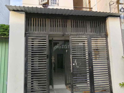 Nhà hẻm xe hơi, rộng 6m, trước nhà có thể đậu ô tô xe tải