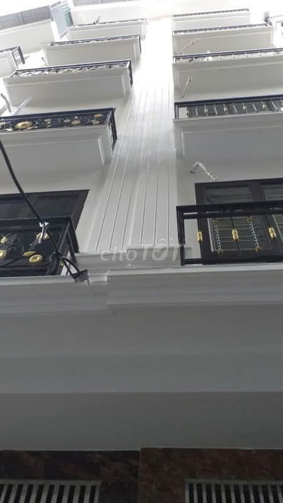 TRẦN QUỐC VƯỢNG - CẦU GIẤY - 7 TẦNG - 15M RA Ô TÔ - SỔ ĐẸP - 12,7 TỶ