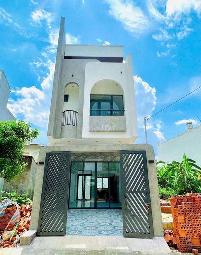 Bán Nhà mới 4PN, 4WC, 63.1m2, 1 sẹc Đ. Số 6, P. Long Bình, gần Vin Q9