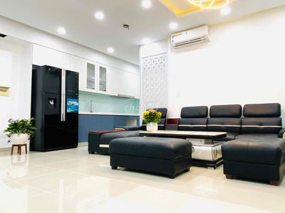 cần bán chung cu Oriental plaza 104, 3 pn