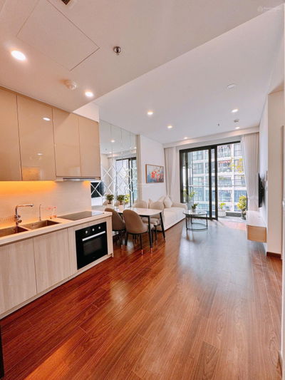 Chính chủ cần bán gấp : Studio 2,1 tỷ, 1PN 3,1 tỷ. 2PN 4,3 tỷ 3PN 5,5 tỷ tại Vinhomes Smart City