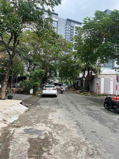 Bán nhà có 7 phòng cho thuê thu nhập 20tr/ tháng đường 12m