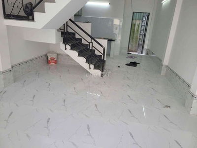 CHO THUÊ NHÀ MỚI SỬA SANG LẠI MỚI TINH HẺM XE TẢI