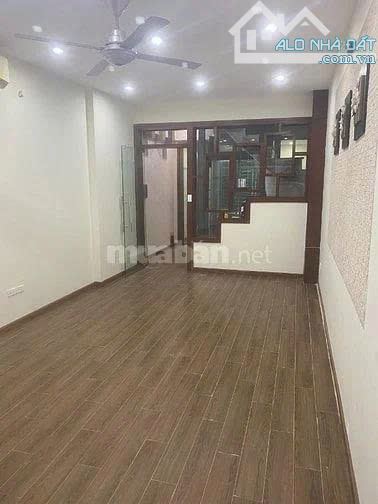 Cho thuê nhà 3 tầng 80m2, mặt tiền 4m tại Phan Đình Phùng – Ba Đình, giá 70 triệu/tháng