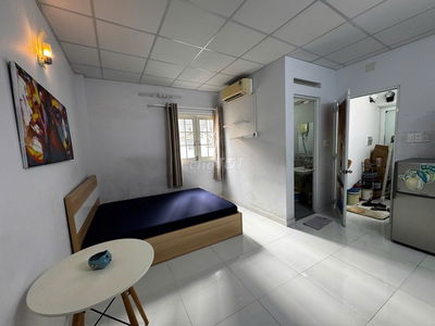 Cho Nữ thuê phòng trọ 20m2, Hẻm 18Bis Nguyễn Thị Minh Khai ,Quận 1