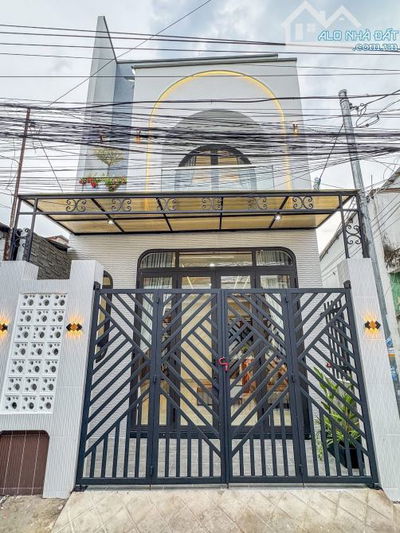 Bán gấp nhà đẹp Cô Giang, Quận Phú Nhuận ,50m2, được bán với giá 3 tỉ 1