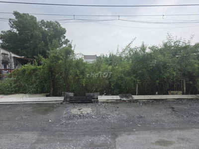 MT ĐƯỚNG LỚN TT C.CHI 465M2 NỞ HẬU 10 SHR CHỦ NGỘP GẤP CHỈ 670TR