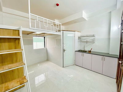 PHÒNG MỚI CÓ MÁY LẠNH CÁCH AEON TÂN PHÚ 3,5KM - NGAY CHỢ BÌNH THÀNH