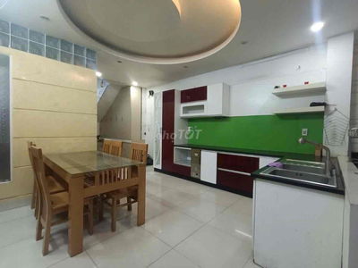 HẺM XE TẢI GARA Ô TÔ 5PN 3WC MÁY LẠNH SẴN ĐƯỜNG LINH ĐÔNG THỦ ĐỨC Ở+VP